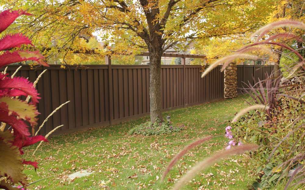 Composite Fencing 101: Advantages 10 Composite Fencing 101: Advantages 10