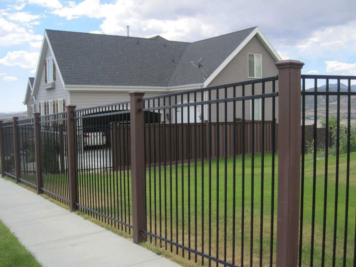 Trex Fencing with Ornamental Fence Paneling 2 Trex Fencing with Ornamental Fence Paneling 1