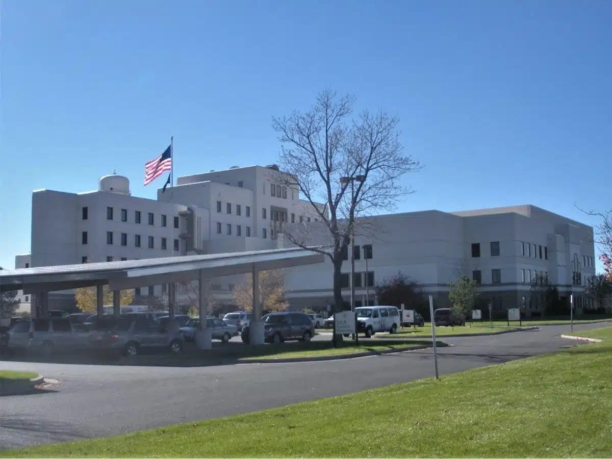 va-hospital-grand-junction-co Project Spotlight: Enclosures with Trex Fencing in VA Medical Center (Grand Junction, CO) 1