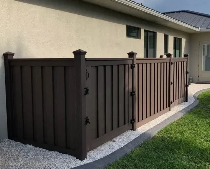 Trex Seclusions Woodland Brown enclosure with matching gates